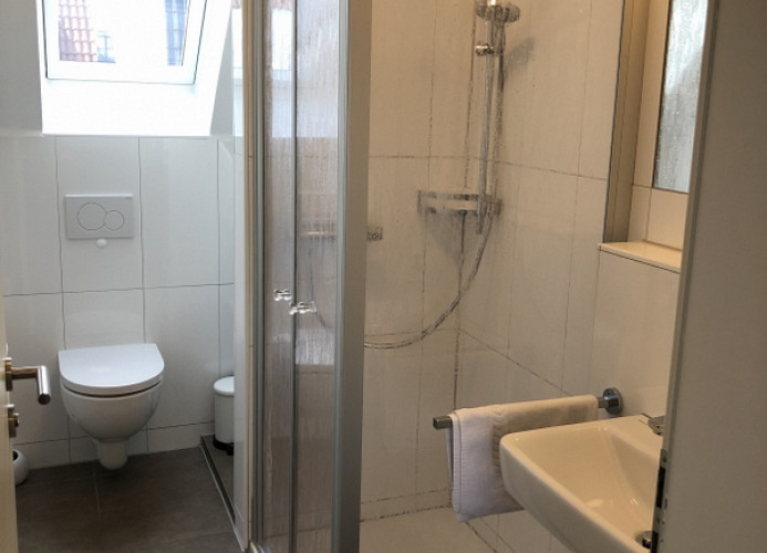 Domizil am Denkmal - Muschelsucher- Badezimmer